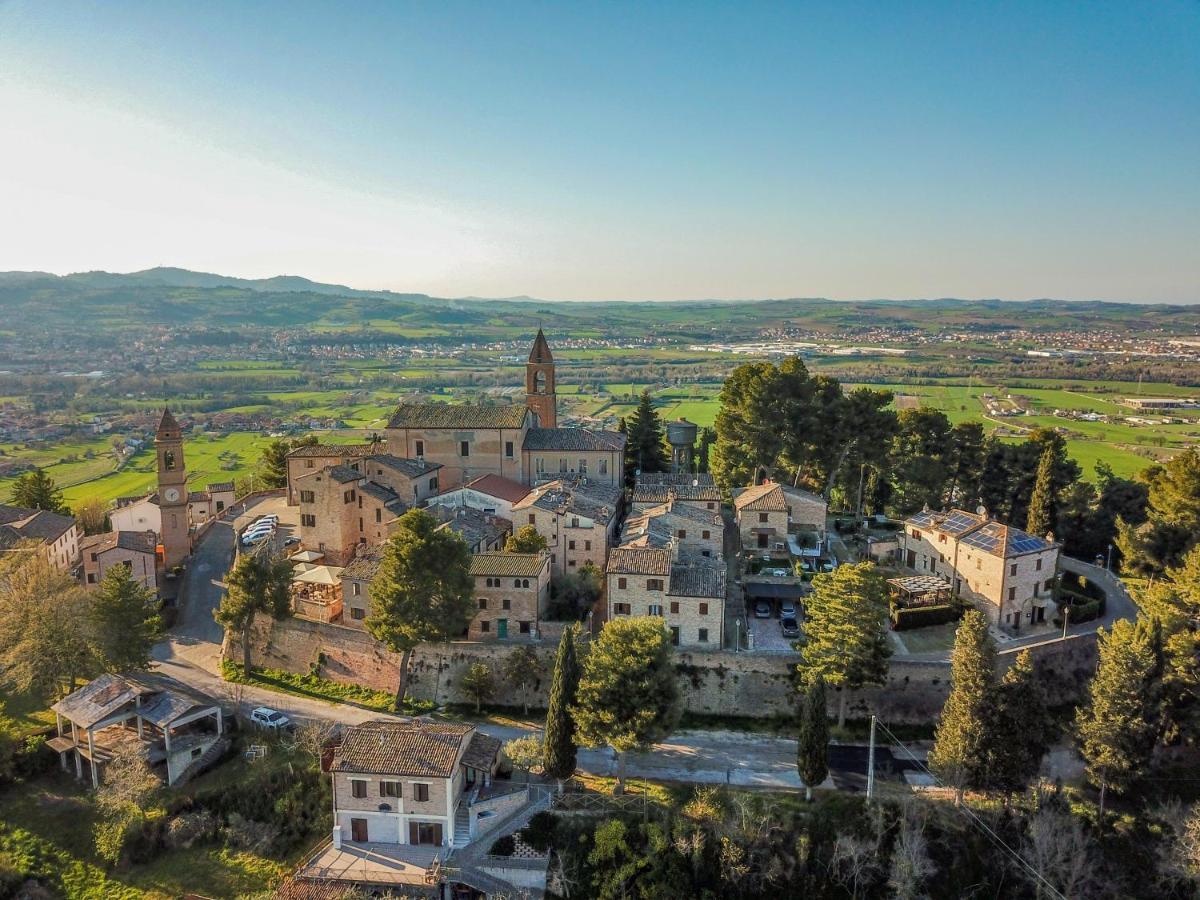 Albergo Diffuso Borgo Montemaggiore Montemaggiore al Metauro Zewnętrze zdjęcie
