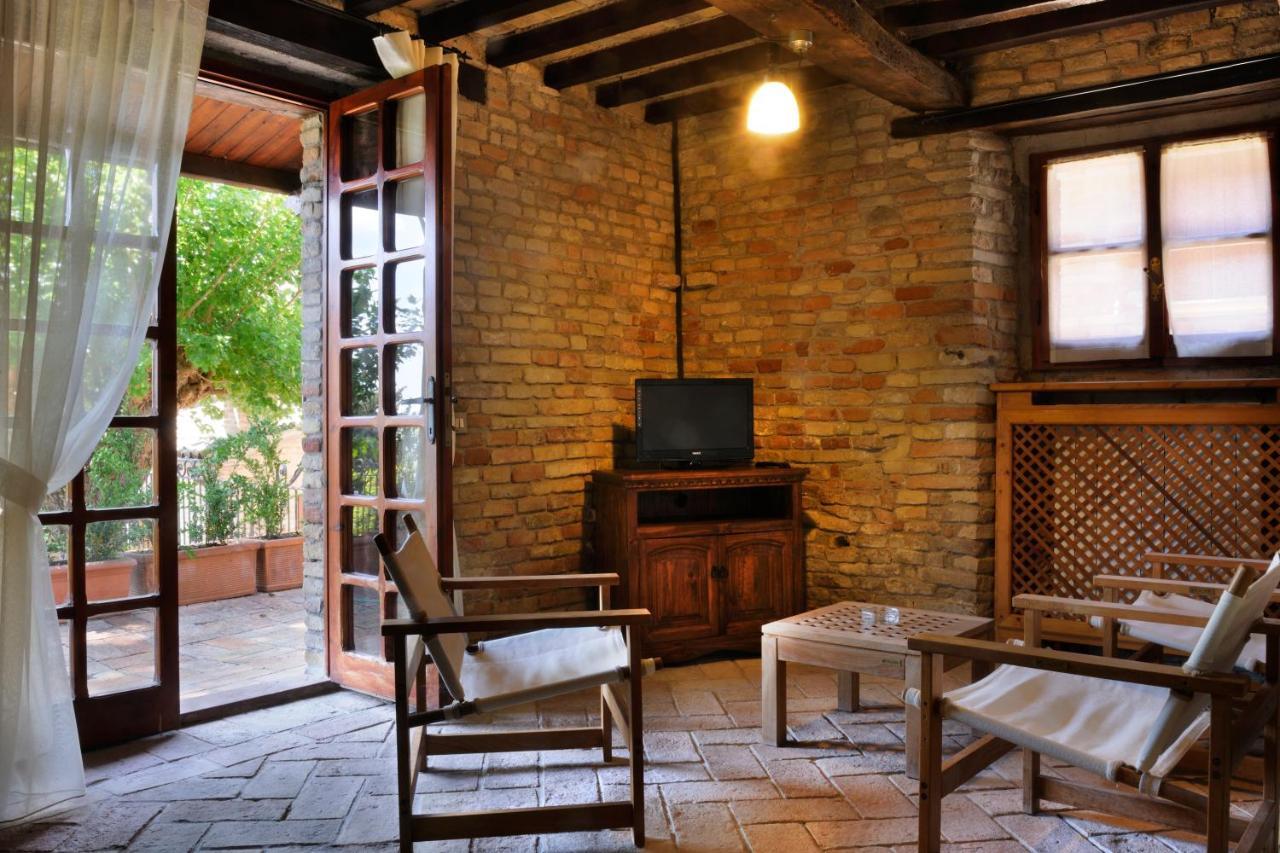 Albergo Diffuso Borgo Montemaggiore Montemaggiore al Metauro Zewnętrze zdjęcie