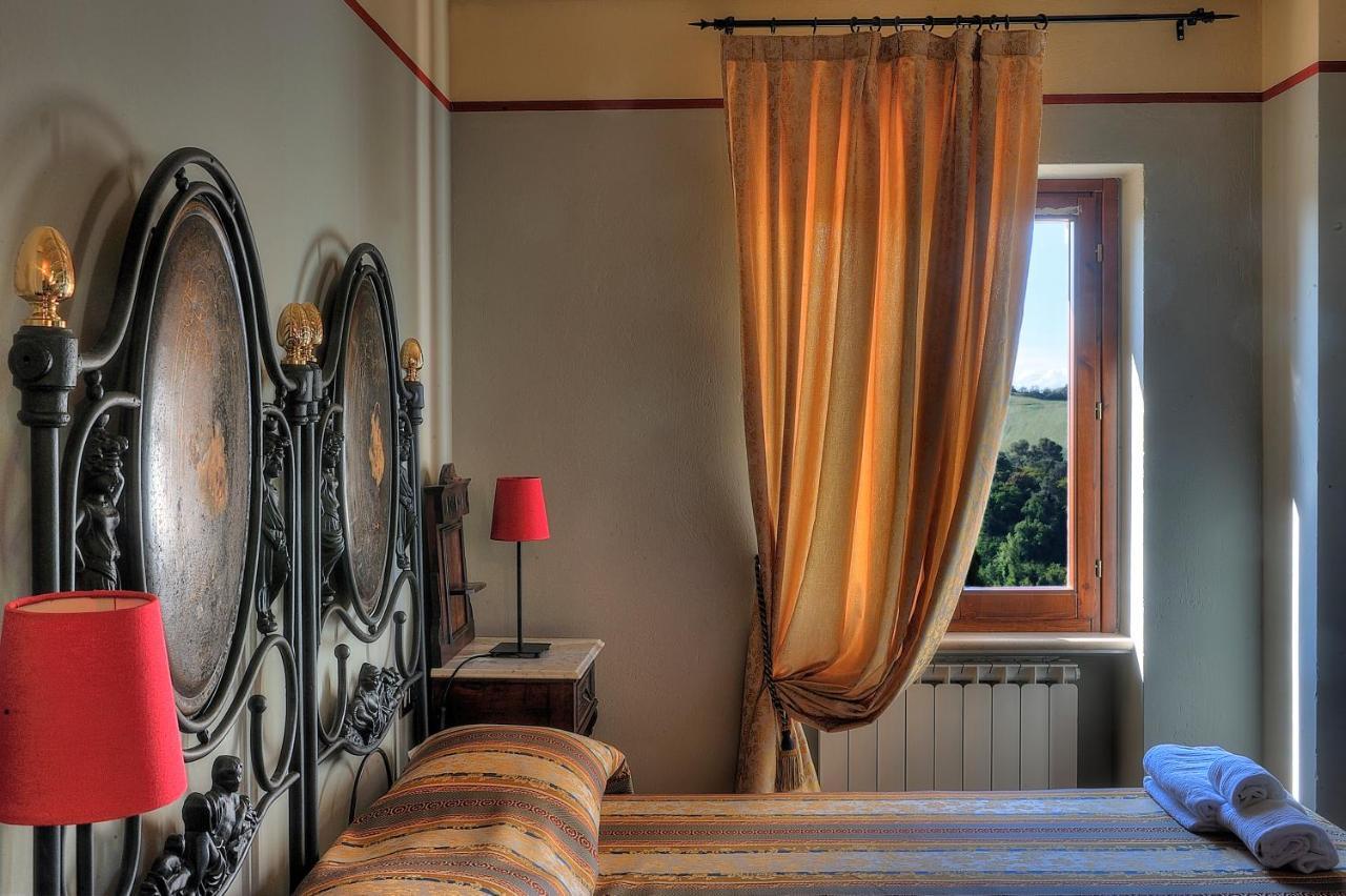 Albergo Diffuso Borgo Montemaggiore Montemaggiore al Metauro Zewnętrze zdjęcie