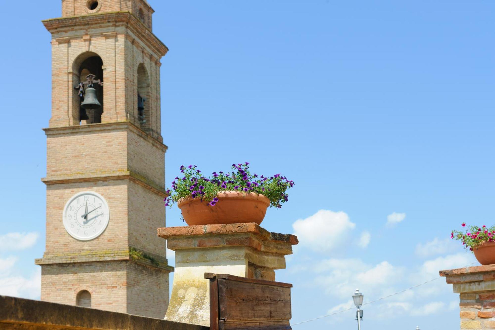 Albergo Diffuso Borgo Montemaggiore Montemaggiore al Metauro Zewnętrze zdjęcie