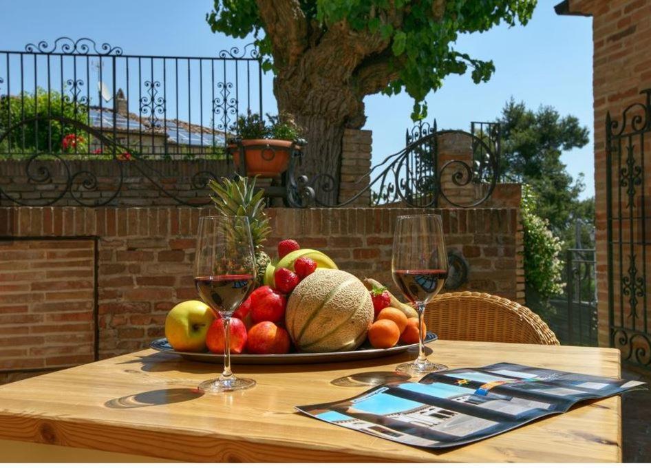 Albergo Diffuso Borgo Montemaggiore Montemaggiore al Metauro Zewnętrze zdjęcie